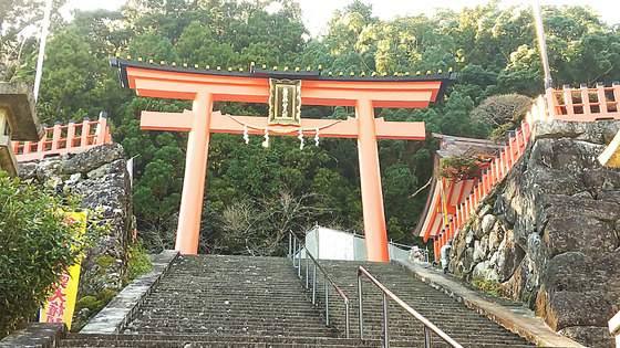【日本一の那智の滝をレビュー】世界遺産の那智大社と青岸渡寺も観光してみた感想