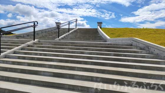 【最新のSNS映えスポット】九十九島観光公園の眺望の丘！モニュメントと絶景が評判